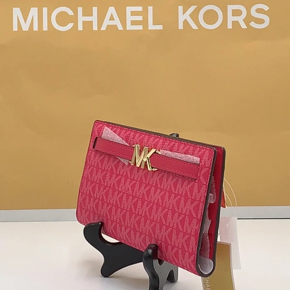 MICHAEL KORS Reed Large Snap Signature Wallet MK Logo
